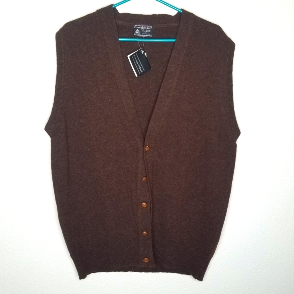 NEW Vintage Preswick & Moore 100% wool knit button front vest brown L
